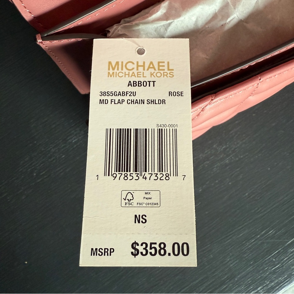 NWT - Michael Kors Blush Quilted Shoulder Bag with Gold Chain - Picture 7 of 8